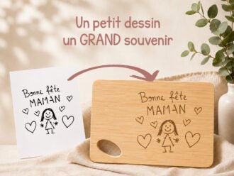 Planche apéro personnalisée avec dessin d’enfant gravé pour la fête des parents